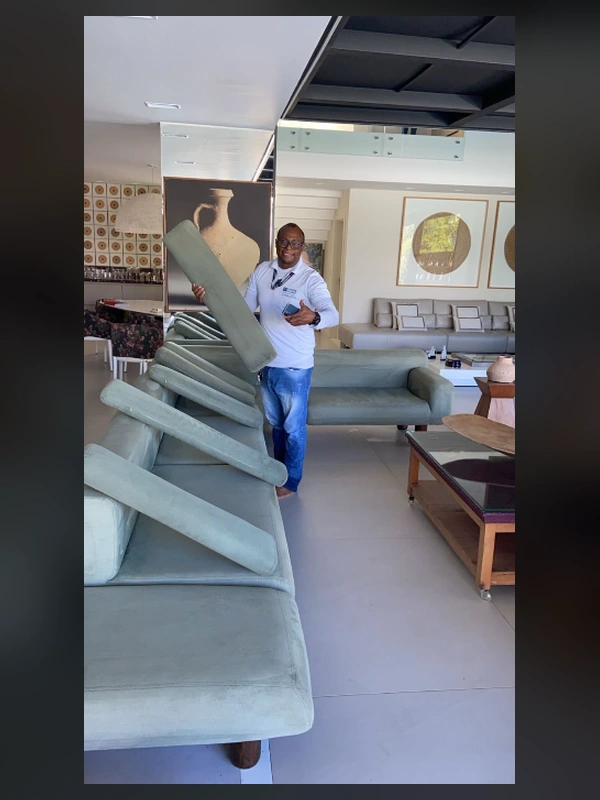 Lucas Silva - Especialista e Fundador da LS Lavagem a Seco em Salvador